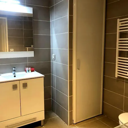 - Les Terres Marines Piscine + Parking...